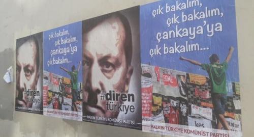 'Diren Türkiye' afişlerine hakaret davası!