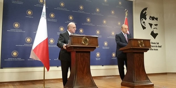 Dışişleri Bakanı: Esad ile işbirliği yapmamız mümkün değil!