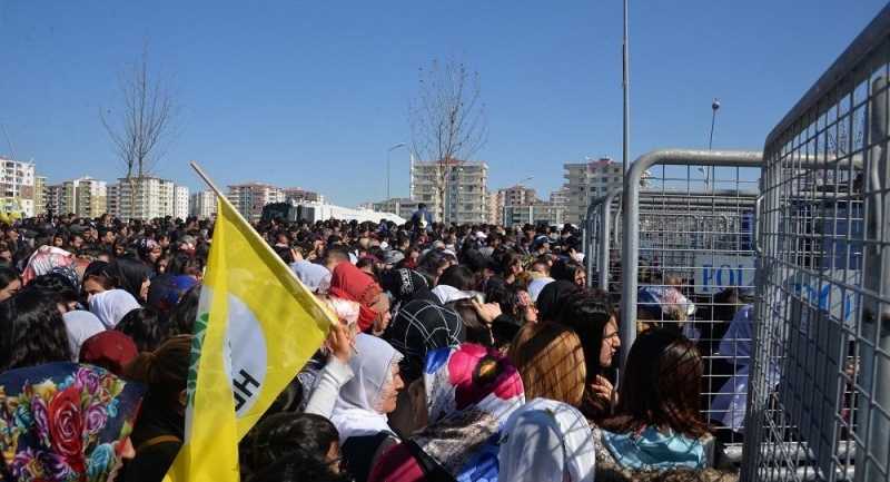 Diyarbakır'da Nevruz kutlamaları başladı