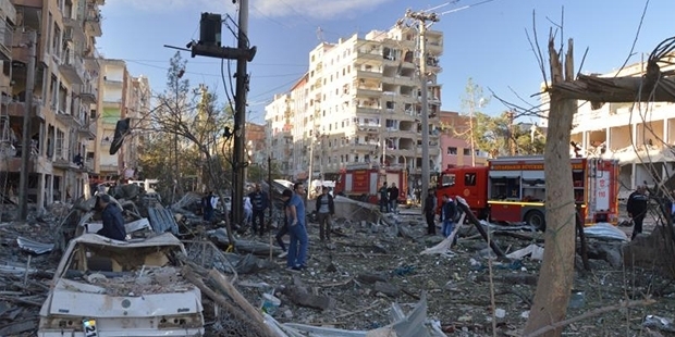 Diyarbakır'daki bombalı saldırıda ölenlerin sayısı 11'e yükseldi