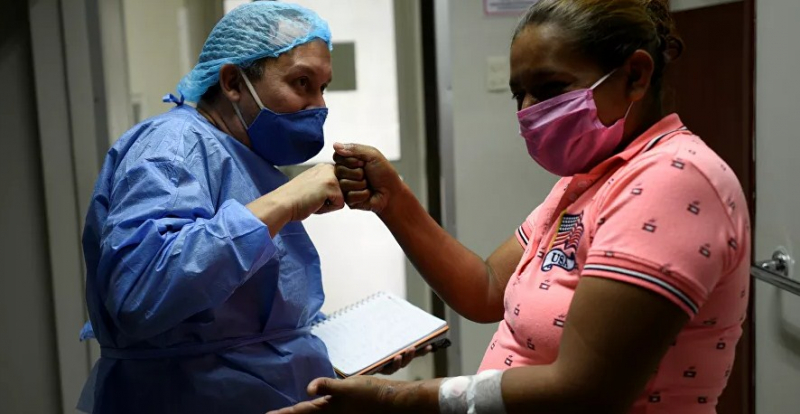 Ekvador'da bir günde 11 binden fazla koronavirüs vakası görüldü