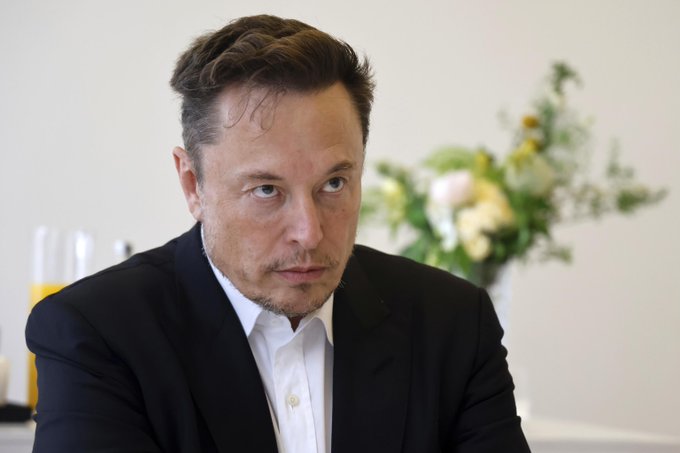 Elon Musk: Dünya savaşa doğru gidiyor