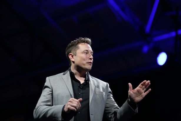 Elon Musk: Kimse dünyayı haftada 40 saat çalışarak değiştirmedi