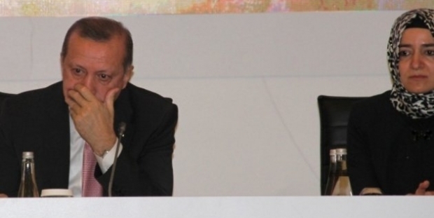 Erdoğan '15 Temmuz Kadınları' belgeselini izlerken ağladı