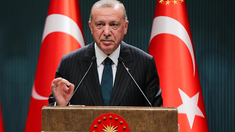 Erdoğan: Avukatlıktan teröristliğe uzanan bu kanlı yolun önünü keseceğiz