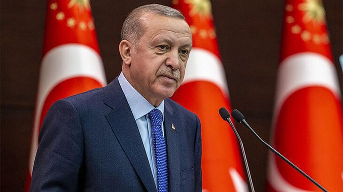 Erdoğan: Her türlü engellemelere rağmen şan ve şerefle aziz milletime hizmet ediyorum