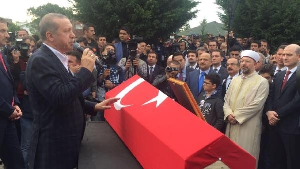 Erdoğan: İdamla ilgili kararı batı veremez