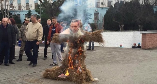 Erdoğan'ın samandan maketi yakıldı!