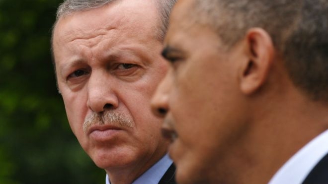 Erdoğan ile görüşen Obama: Rusya ile gerilim düşmeli!