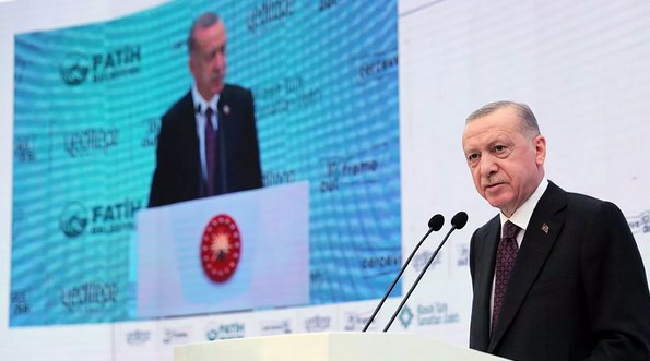 Erdoğan: Salgında biz ayrım yapmadan yardıma koştuk