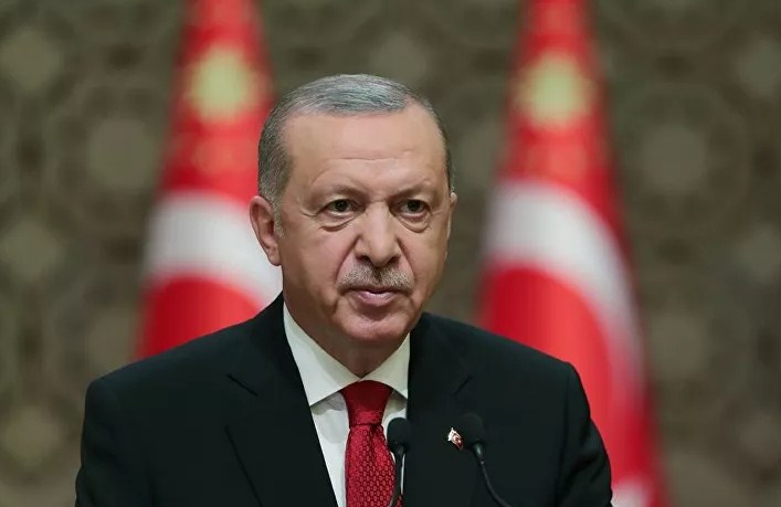 Erdoğan: Tanka yumruk, savaş uçağına levye fırlatan, namluya alnını dayayan bir milletin önünde kim durabilir?