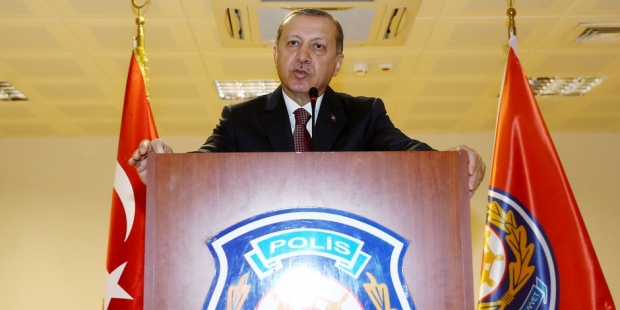 Erdoğan: Terör saldırıları Batıcı güçlerin ülkemizi parçalamaya yönelik attıkları adımlardır