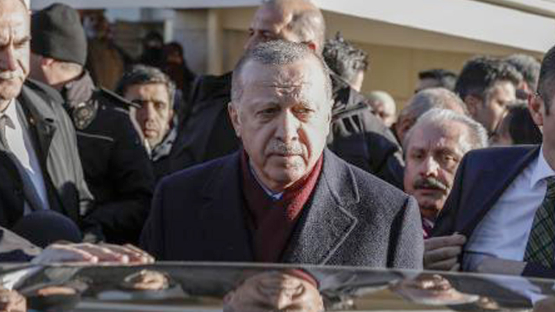 Erdoğan: Türkiye bu büyük felaketin yaralarını birlik beraberlik içinde sarmaya başlamıştır