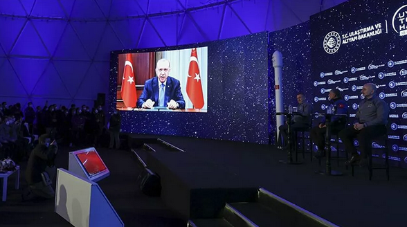 Erdoğan: Ülkemizin en güçlü ve en yüksek kapasiteli haberleşme uydusu olan Türksat 5B'yi uzaya fırlattık