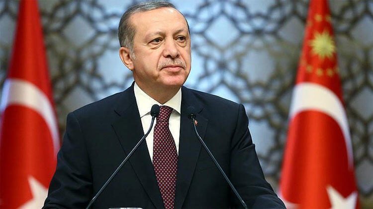 Erdoğan: Yalanın, iftiranın alıp başını gittiği bu mecraların bir düzene sokulması şarttır