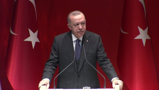 Erdoğan: Sandıktan açık ara birinci parti olarak çıkmamız milletimizin duruşumuzu takdir ettiğini gösteriyor