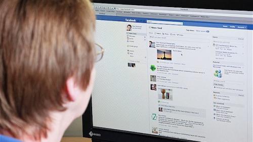 Facebook'tan bir yılda rekor artış
