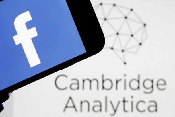 Facebook: Cambridge Analytica'nın özel mesajlara da erişimi vardı