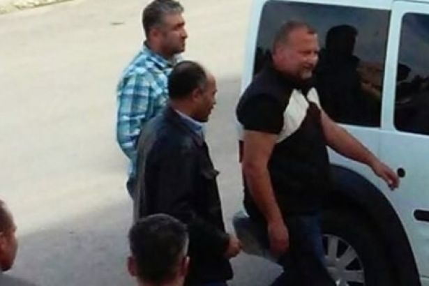 Facebook'ta Erdoğan paylaştı, evi basılıp tutuklandı!