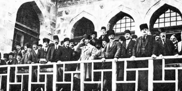 Fehmi Koru: Mustafa Kemal 'başkanlık sistemi' ısrarında olmadı, çünkü...