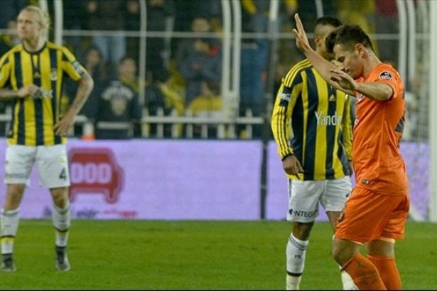 Fenerbahçe maçında FETÖ gerginliği!