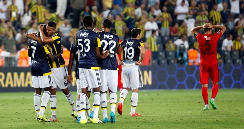 Süper Lig'in ilk maçını Fenerbahçe kazandı!