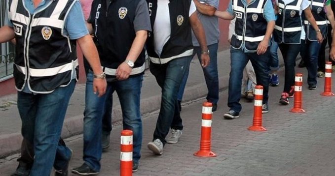 FETÖ'nün TSK yapılanmasına operasyon: 21 tutuklama