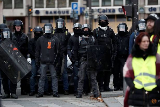 Fransa'da polis çalışma koşullarını protesto edecek