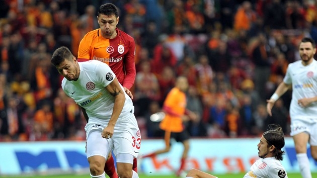 Galatasaray Antalyaspor maçında gol yağmuru!