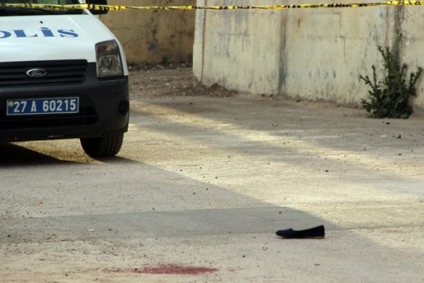 Gaziantep'te bir kadın sokak ortasında başından vuruldu!