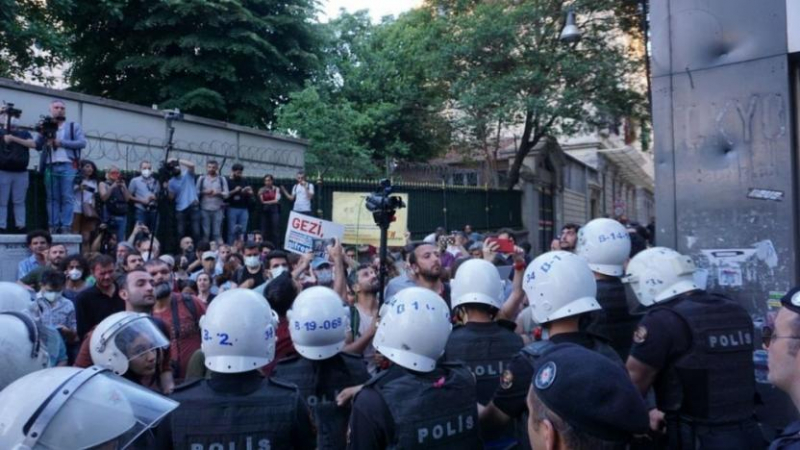 Gezi Parkı eylemlerinde gözaltına alınan 2 kişiye tutuklama talebi