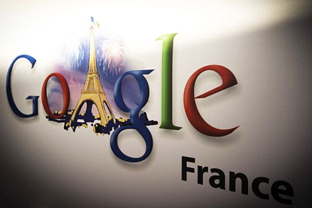 Google'ın ofisine polis baskını!