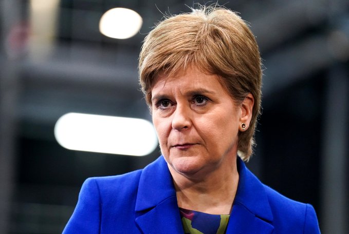 Gözaltına alınıp 7 saatten fazla sorgulanan eski İskoçya Başbakanı: Bugün düştüğüm durum hem şok edici hem de çok üzücü