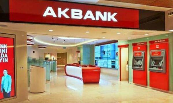 Halkbank'ın ardından Akbank skandalı: müşterilerin paraları çekildi!