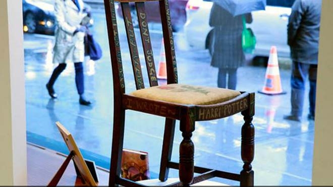 Harry Potter'ın yazıldığı sandalye 1 milyon 117 bin liraya satıldı!