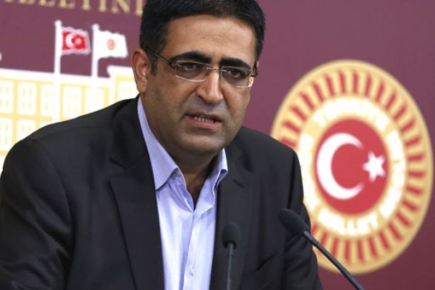 HDP: Ahmet Davutoğlu'nu darbe konusunda uyarmıştık!