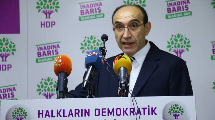 HDP: Berat Albayrak 'Ekonomideki her gelişmeyi vatandaşa yansıtıyoruz' dedikten sonra elektriğe yüzde 15 zam yaptı