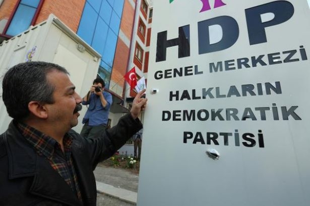 HDP merkezine silahla saldıran sanık serbest bırakıldı!