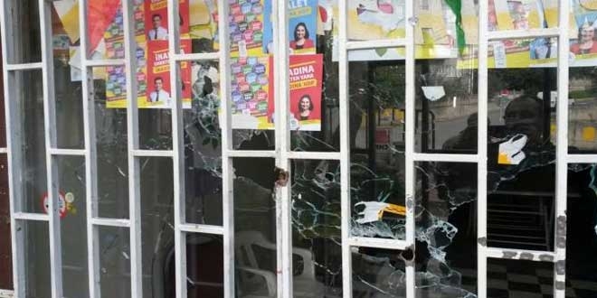 HDP temsilciliklerine silahlı saldırı!