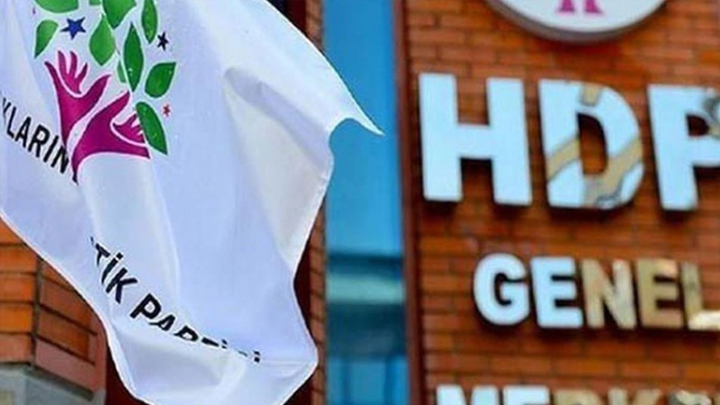 HDP'li 8 belediyeye kayyım atandı; 2 kişi gözaltına alındı