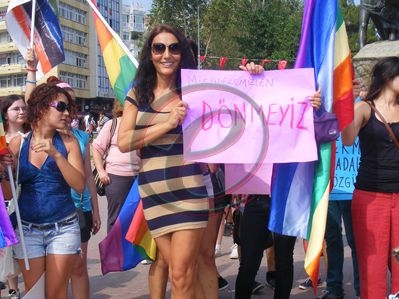 HDP'li vekil LGBTİ'leri dışladı iddiası!