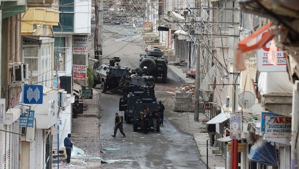 HDP'li vekil: Siviller infaz edilip, çatışma süsü verildi!