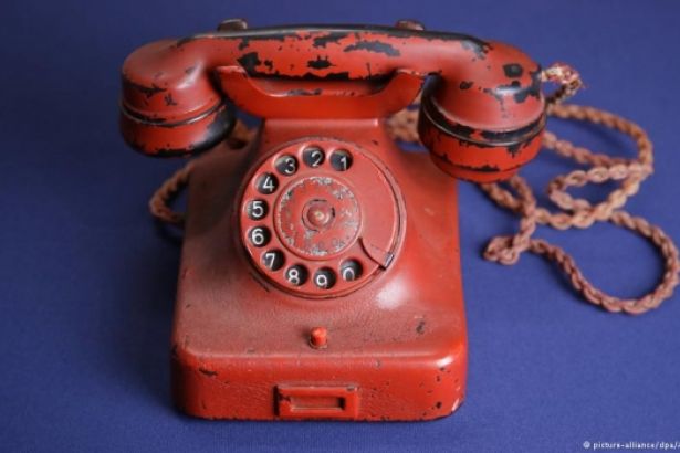 Hitler'in telefonu satışa çıkarıldı