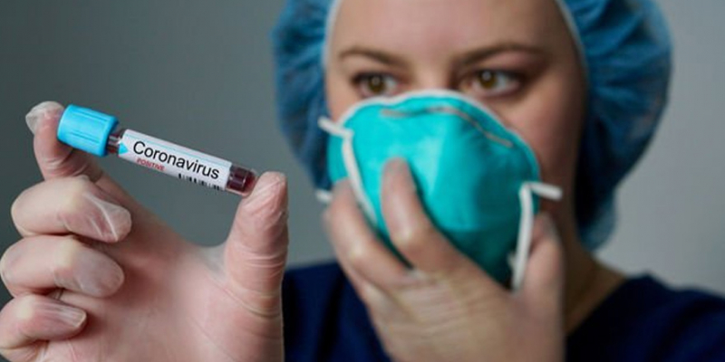 Hollanda'da ikinci kez koronavirüse yakalanan kadın öldü