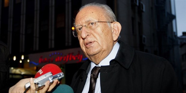 Hüsamettin Cindoruk: AKP üç büyük şehirde de kaybedecek