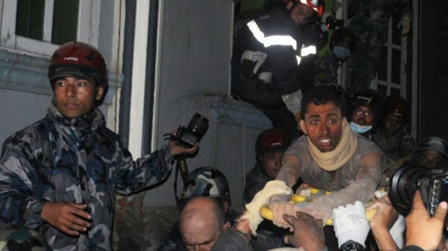İdrarını içen Nepalli 82 saat sonra kurtarıldı!