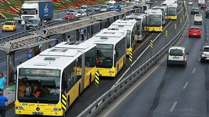 İETT: Metrobüs şikâyet başvuruları yüzde 8,6 azaldı