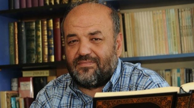 İlahiyatçı İhsan Eliaçık: Diyanet kapatılmalı!