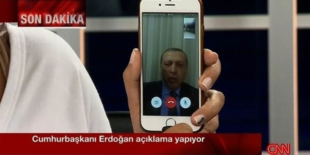 Irak Başbakanı'ndan Erdoğan'a: Topraklarımızı insanımızın kararlılığı ile kurtaracağız, görüntülü çağrılarla değil!