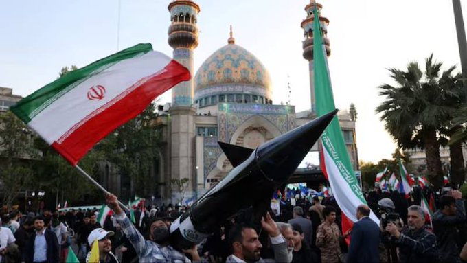 İran'dan İsrail'e: Saniyeler içinde karşılık veririz; hiç kullanılmamış silahlar kullanırız